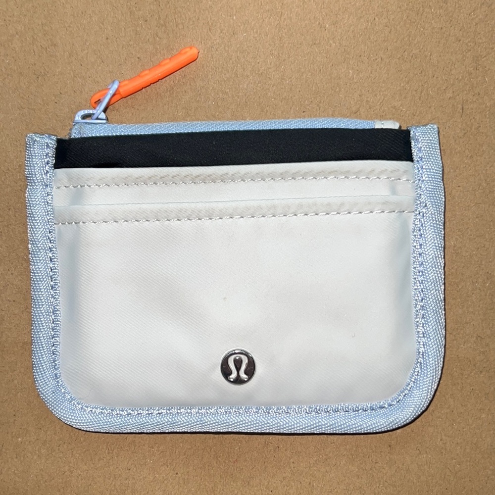 Lululemon True Identity Card Case wallet